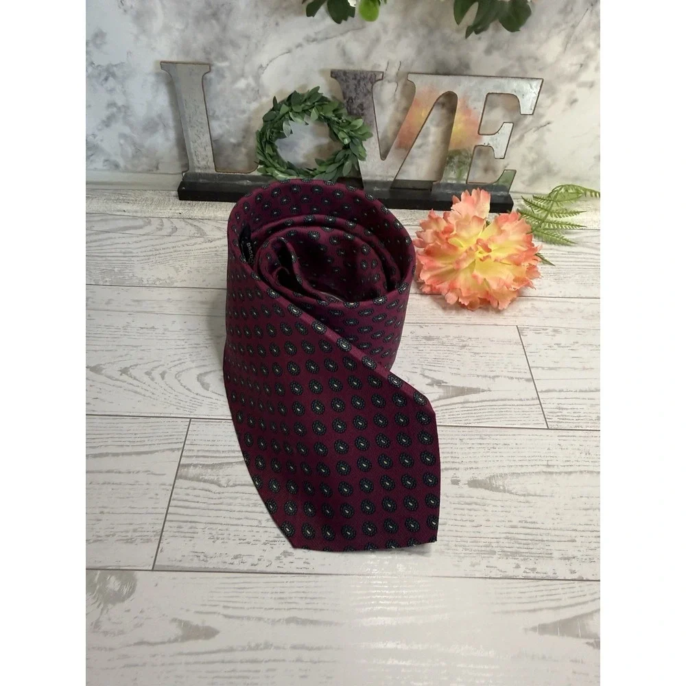Brooks Brothers Makers Classic Tie Burgundy Paisley Blue Silk USA‎ Made 3